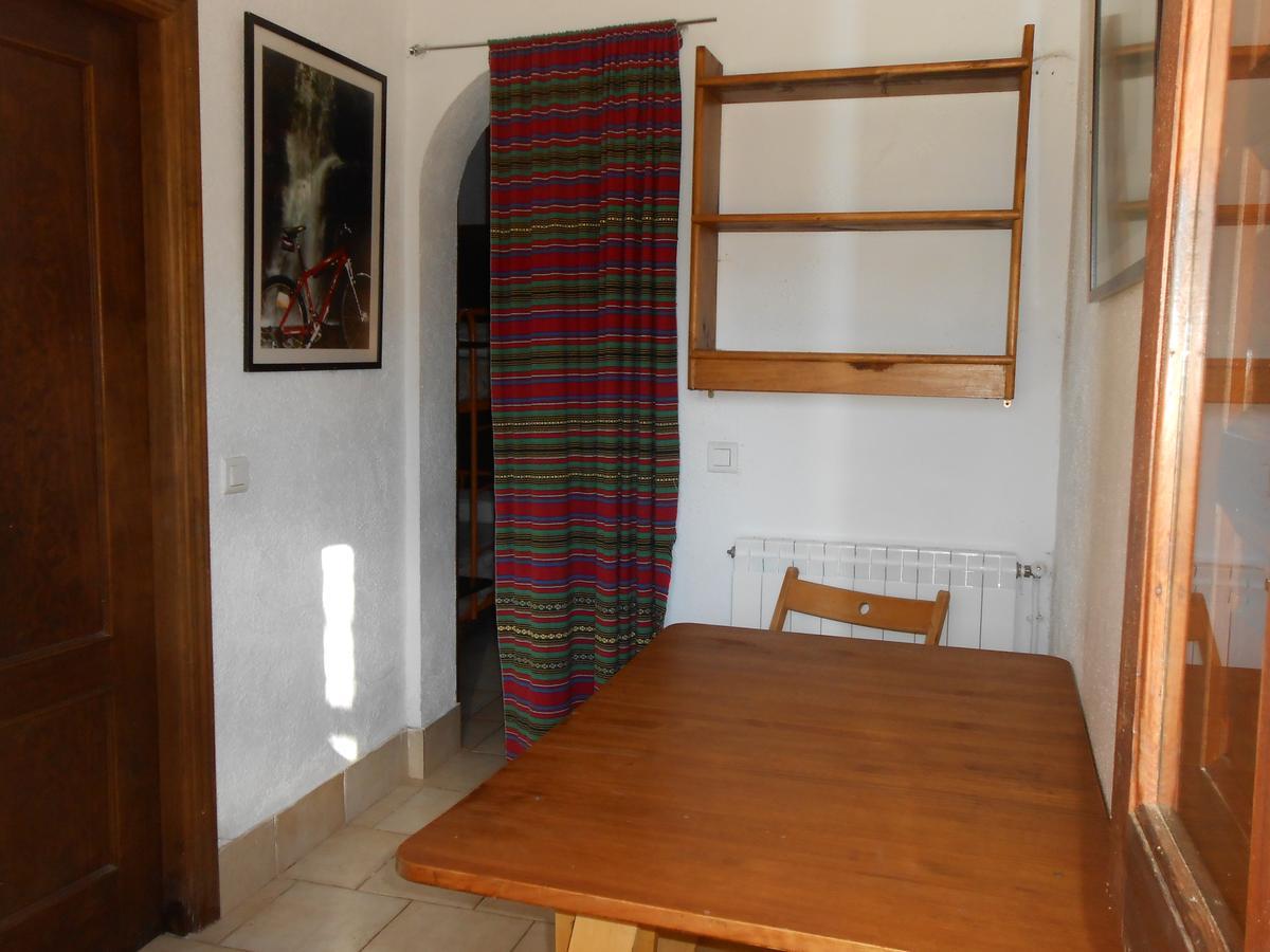 Albergue Turistico Valle Del Ambroz Hervas Exterior photo